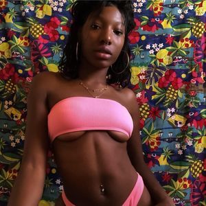 Meet your Posher, Shar'merah